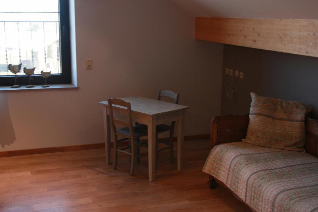 B&B Chession Falaën Стая снимка